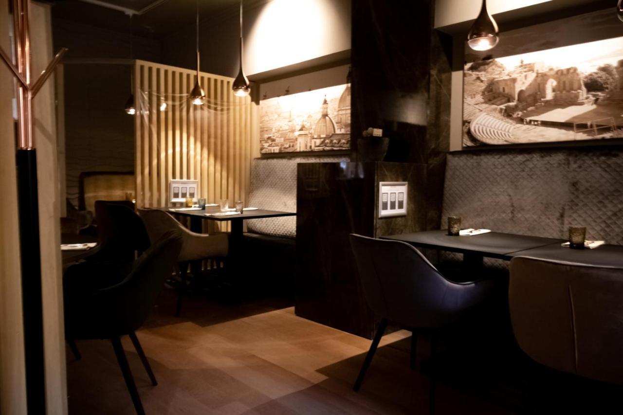 Hotel Taormina Brussels Airport Завентем Екстериор снимка