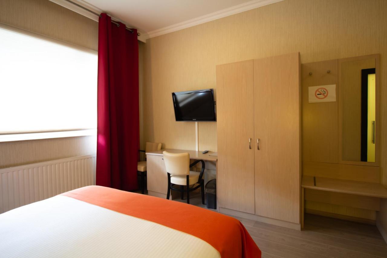 Hotel Taormina Brussels Airport Завентем Екстериор снимка