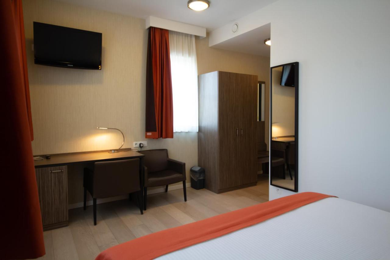Hotel Taormina Brussels Airport Завентем Екстериор снимка
