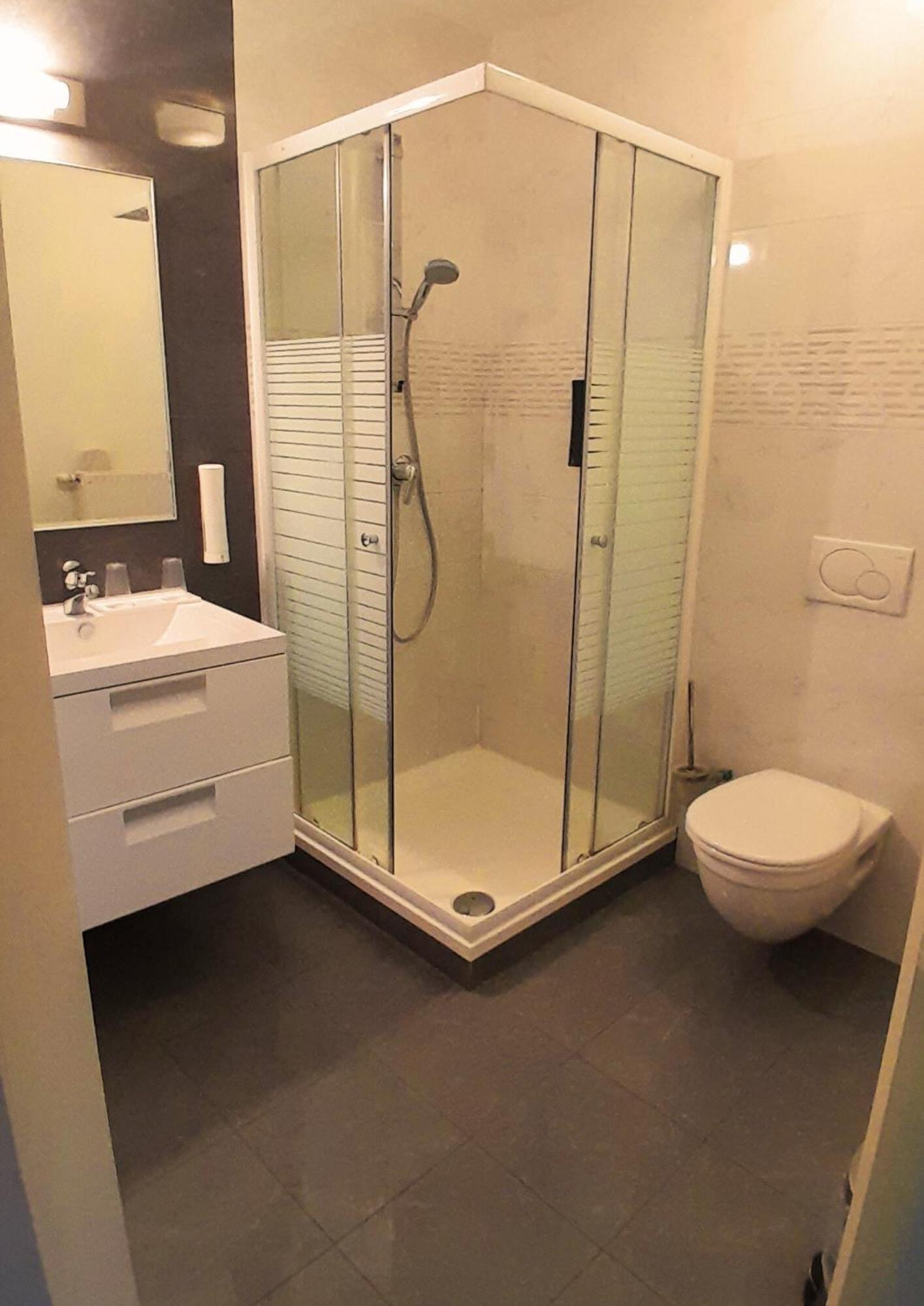 Hotel Taormina Brussels Airport Завентем Екстериор снимка
