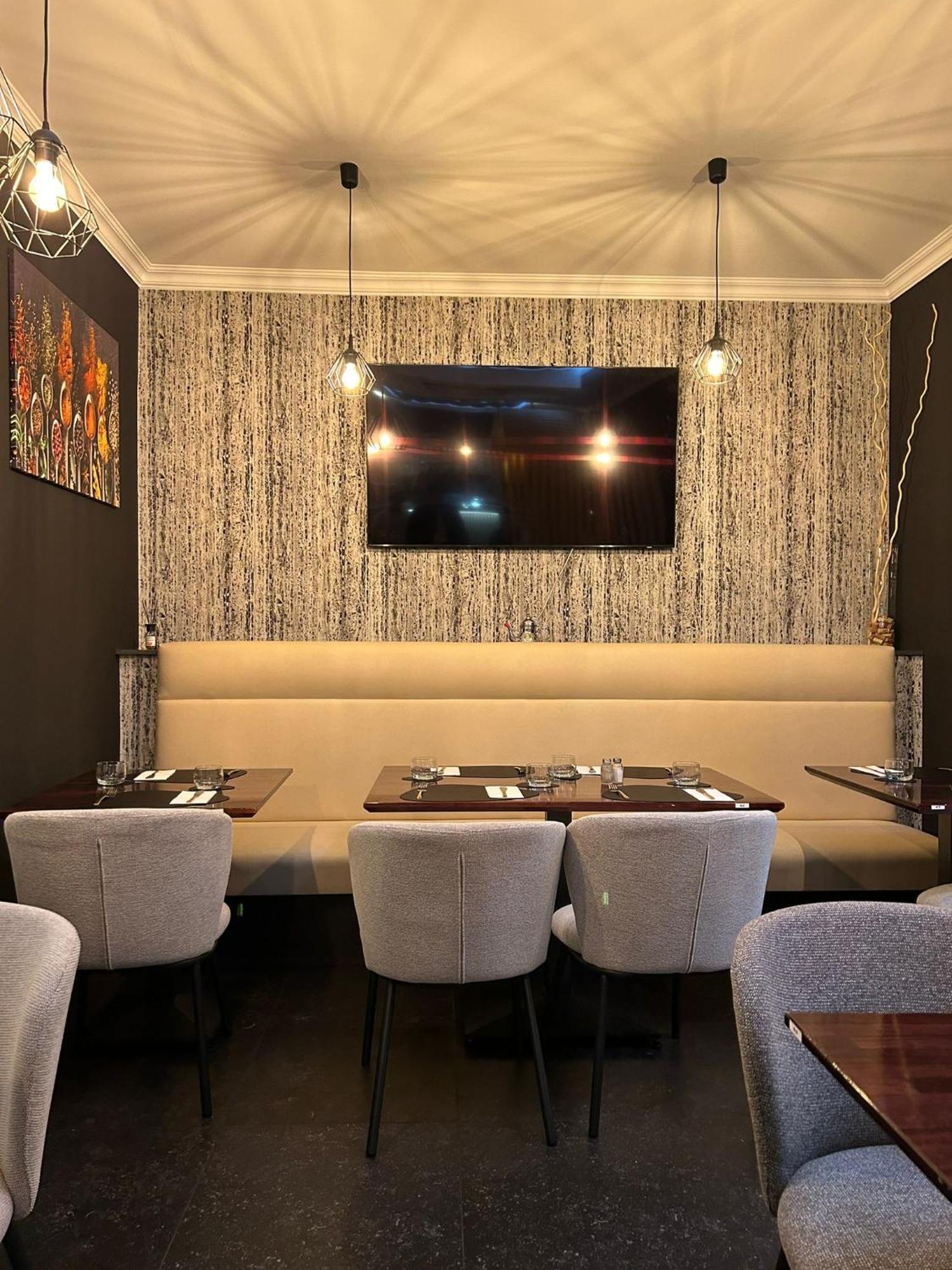 Hotel Taormina Brussels Airport Завентем Екстериор снимка