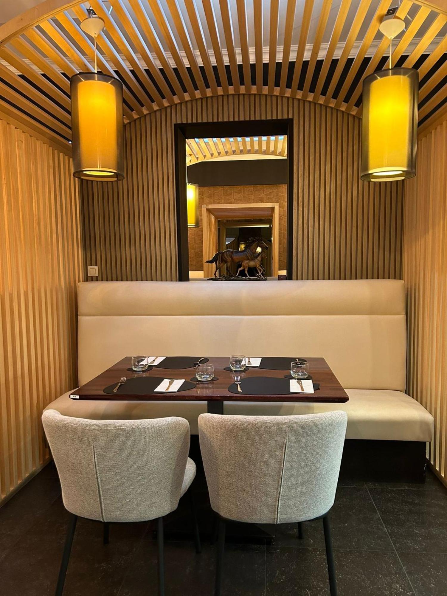 Hotel Taormina Brussels Airport Завентем Екстериор снимка